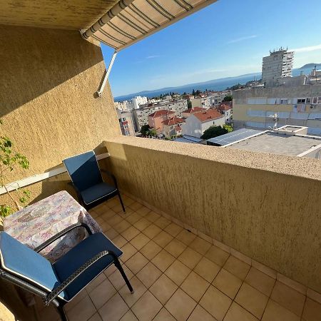 Sunny Corner Apartment Split Exterior foto