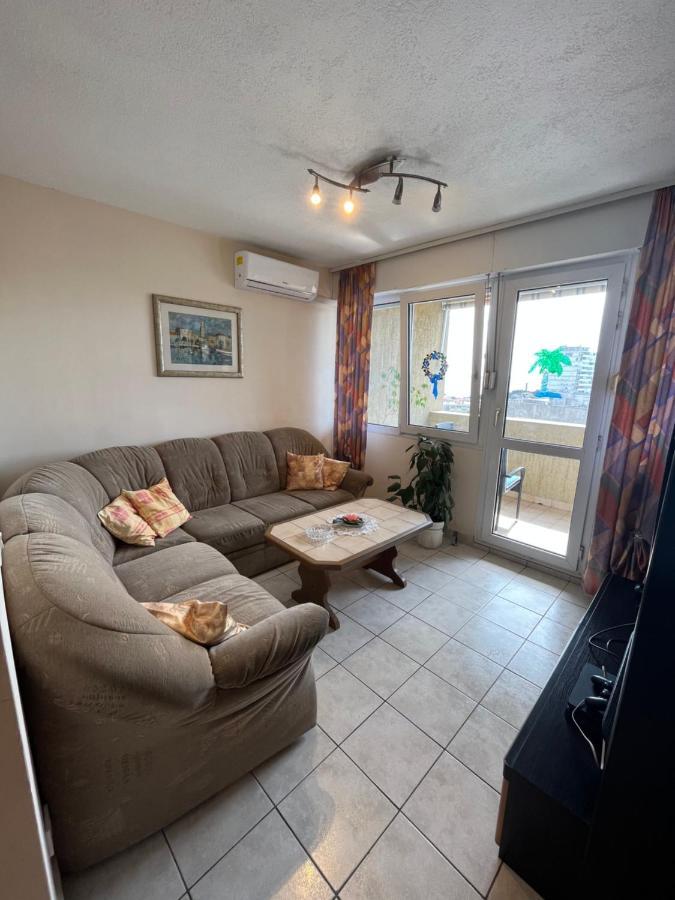 Sunny Corner Apartment Split Exterior foto